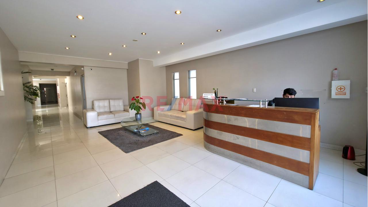 Venta Lindo Departamento 7 Mo Piso Ubicacion  Extrategica Para Inversion ..!!!! — foto 2