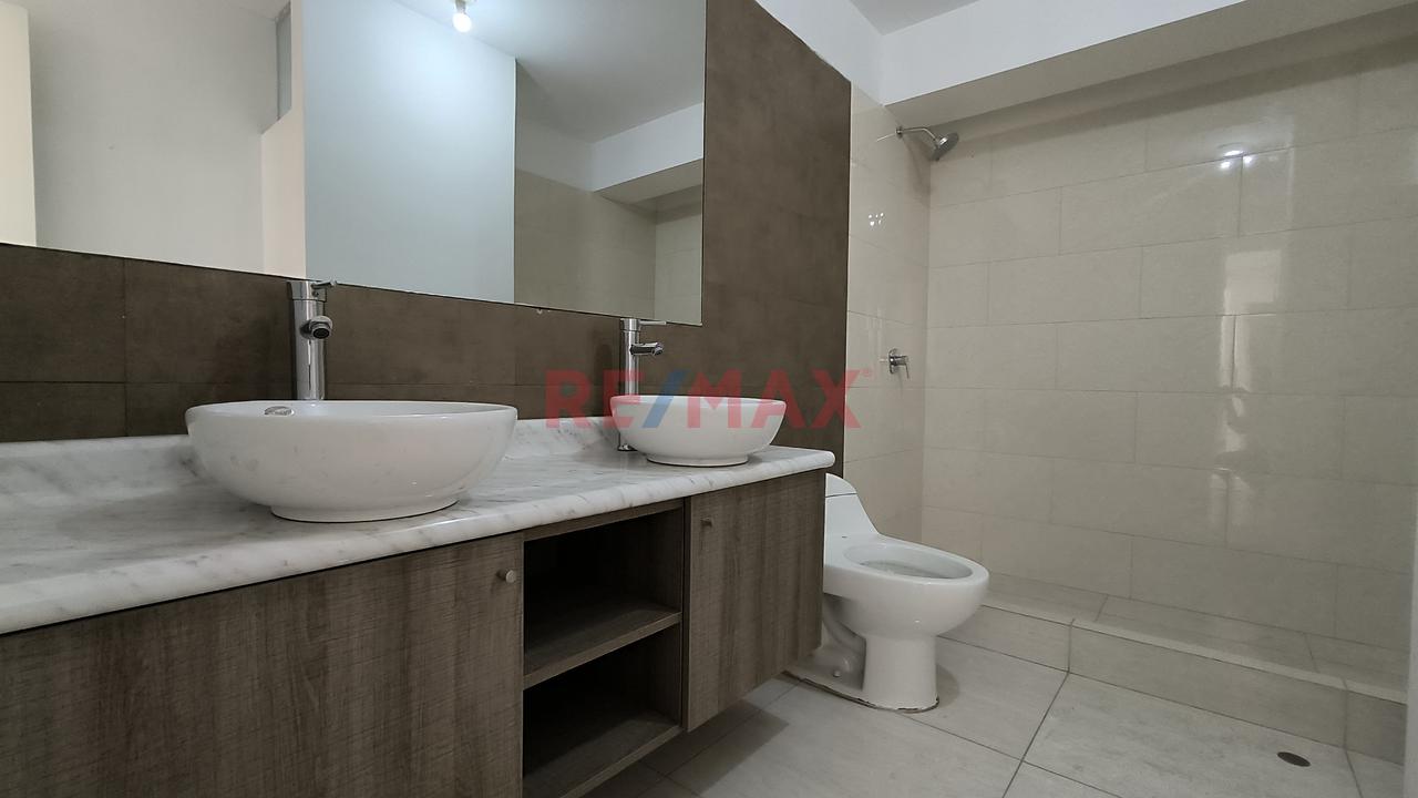 Exclusivo Duplex  En Valle Hermoso 300 M2, 3 Hab, Piscina, Terraza Y 2 Estacionamientos — foto 11