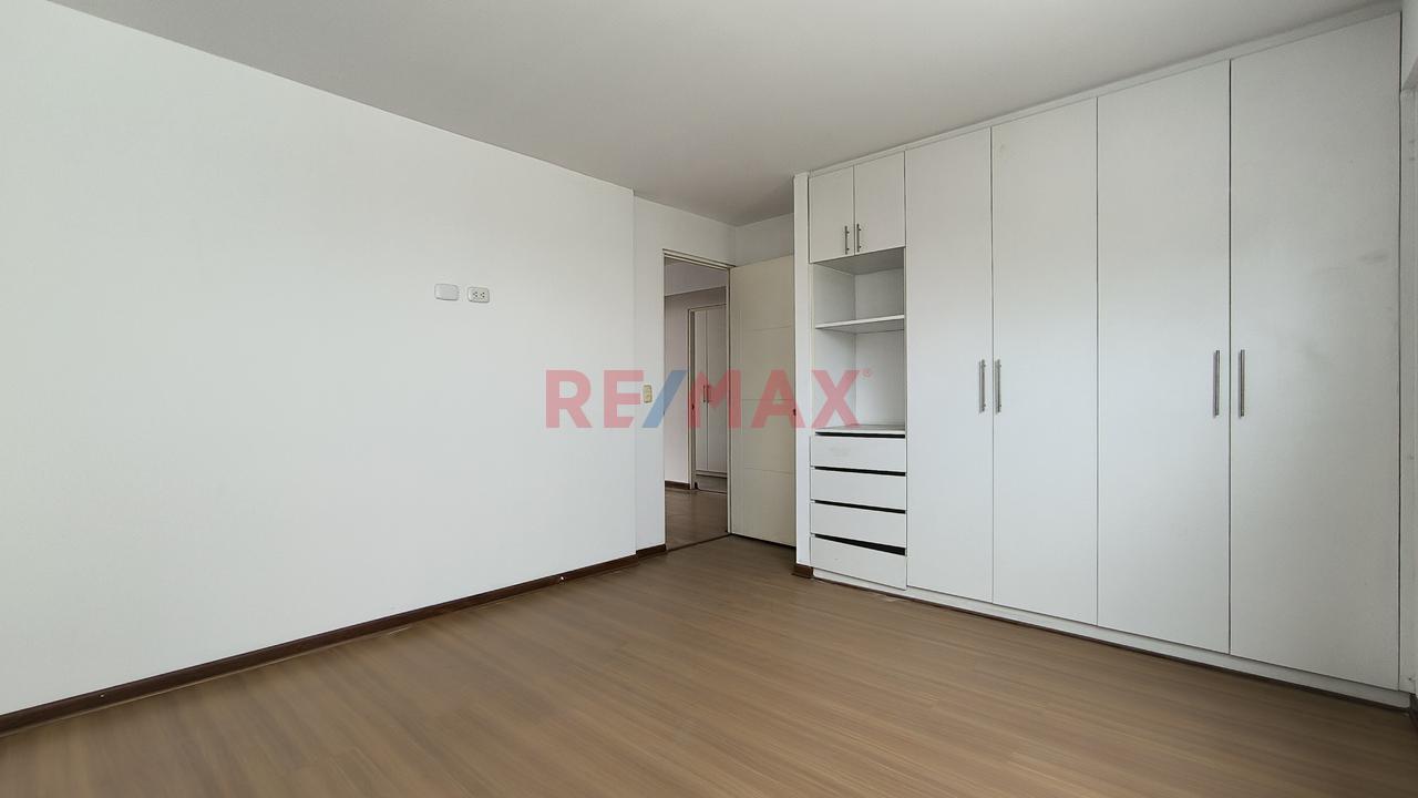 Exclusivo Duplex  En Valle Hermoso 300 M2, 3 Hab, Piscina, Terraza Y 2 Estacionamientos — foto 7