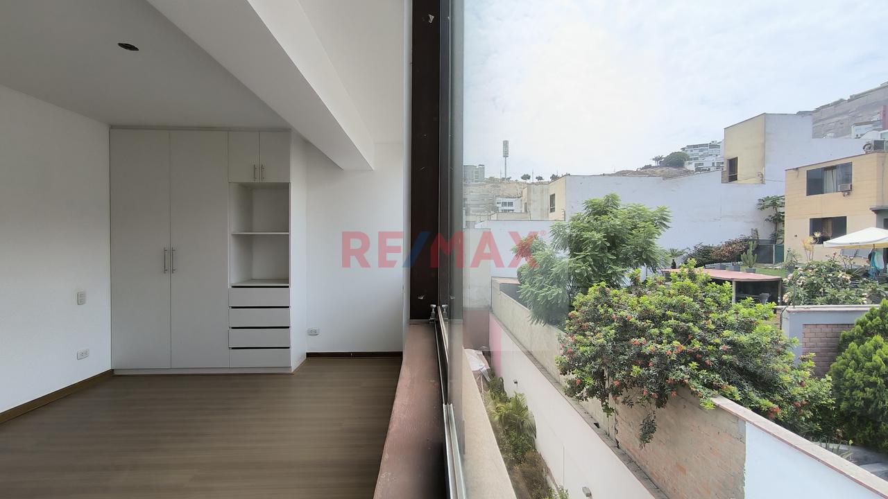 Exclusivo Duplex  En Valle Hermoso 300 M2, 3 Hab, Piscina, Terraza Y 2 Estacionamientos — foto 15