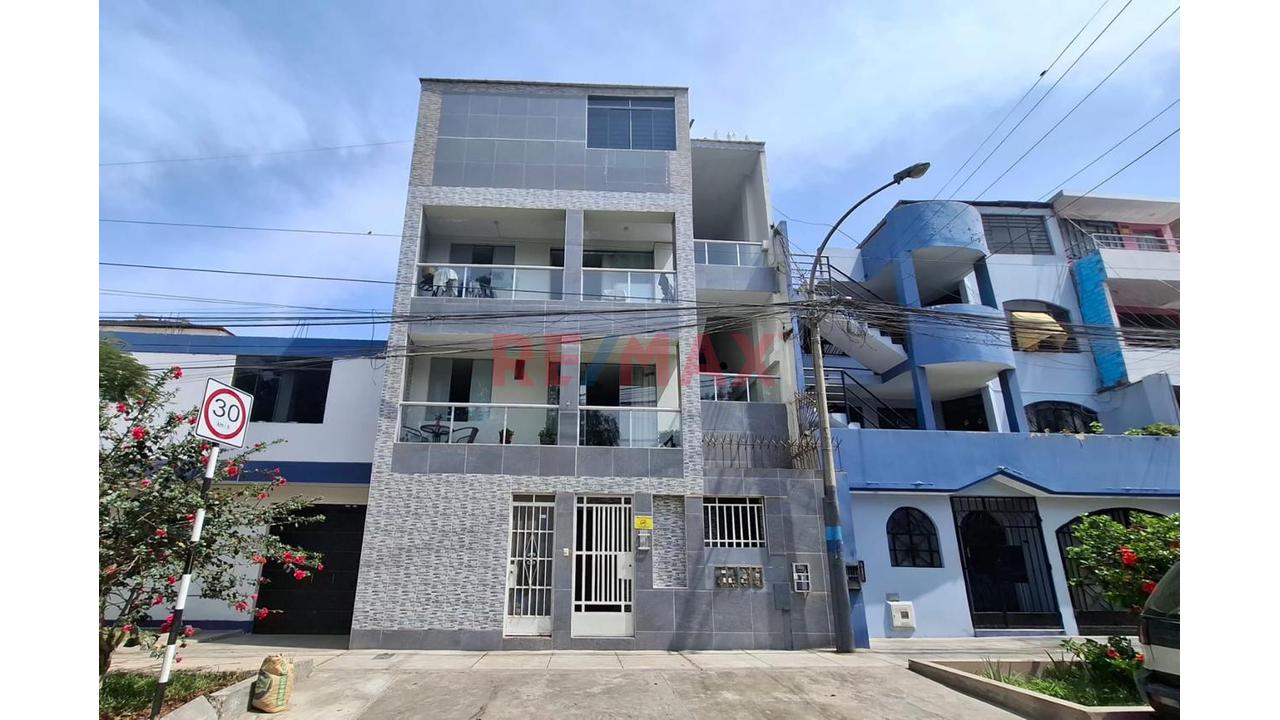 Venta De Lindo Departamento En Primer Piso En El Callao