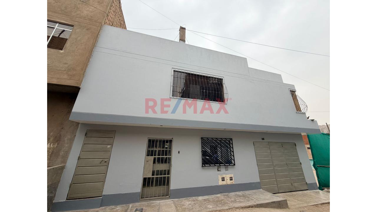 Se Vende Casa De Dos Pisos Totalmente Remodelada - 3