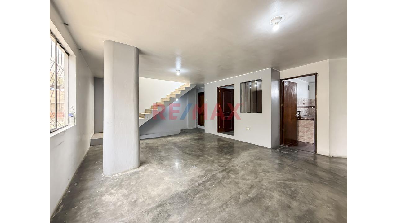 Se Vende Casa De Dos Pisos Totalmente Remodelada - 19