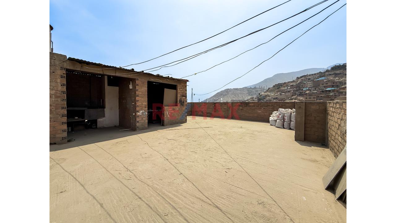 Se Vende Casa De Dos Pisos Totalmente Remodelada - 21