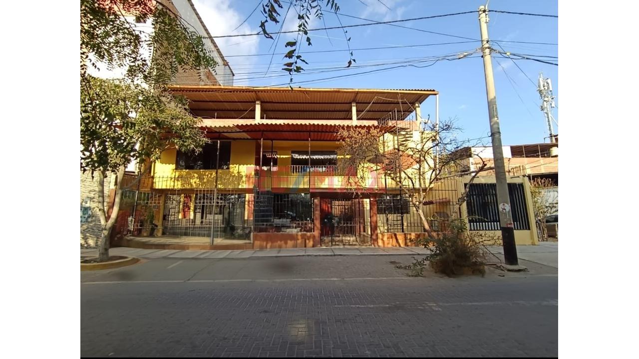Casa En Venta – Urb. Las Mercedes - 2