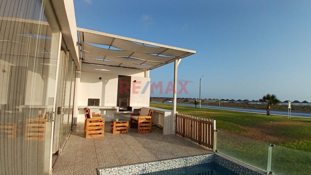 Casa De Playa Frente Al Mar, En Venta En Costa Palmeras - 9