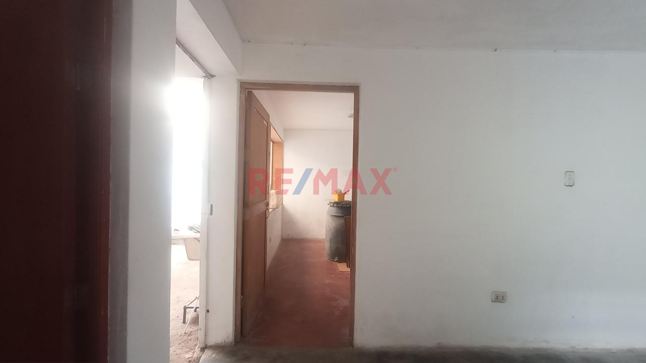 Alquiler De Local 200 M2 En 1Er Piso En Av. El Retablo Comas - 9