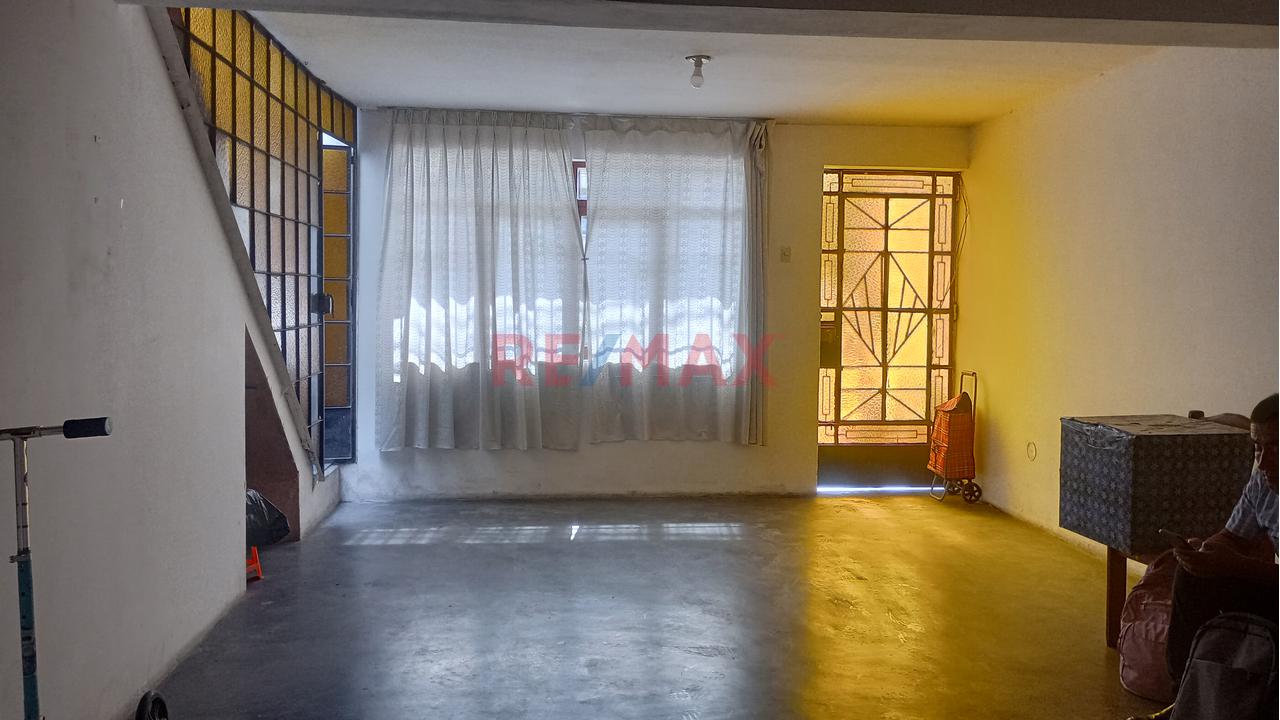Alquiler De Local 200 M2 En 1Er Piso En Av. El Retablo Comas - 4