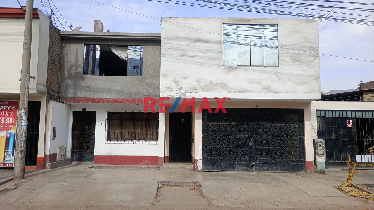 Alquiler De Local 200 M2 En 1Er Piso En Av. El Retablo Comas - 1