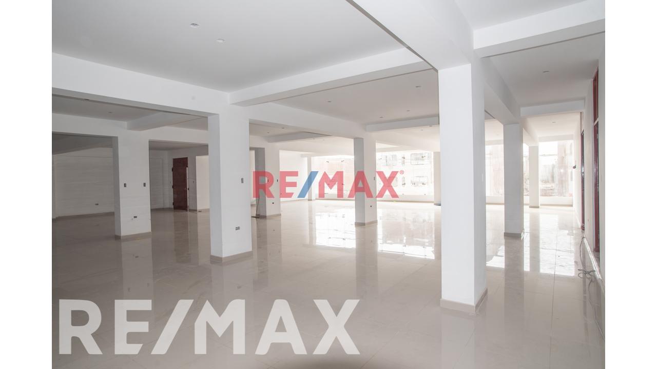 Alquiler De Local Comercial 1748M2 En El Distrito Distrito De San Martin De Porres — foto 6