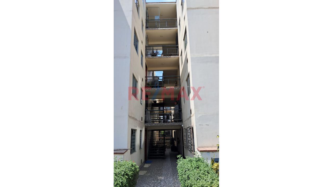 Venta De Departamento En Condominio Fortaleza De Campoy En San Juan De Lurigancho — foto 2