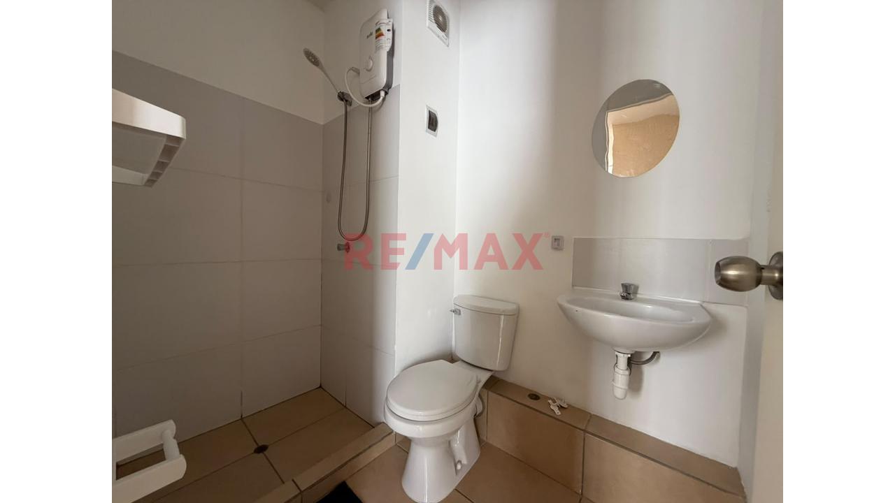 Alquiler De Departamento En 6To Piso Con Ascensor En Condominio Centrika — foto 11