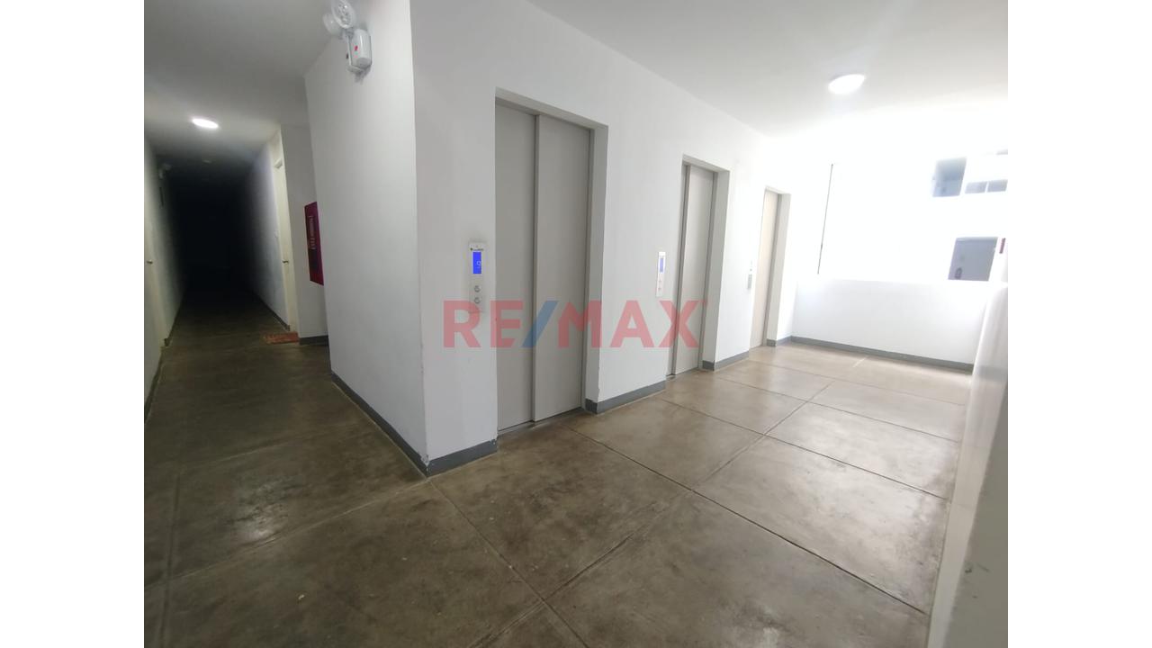 Alquiler De Departamento En 6To Piso Con Ascensor En Condominio Centrika — foto 5