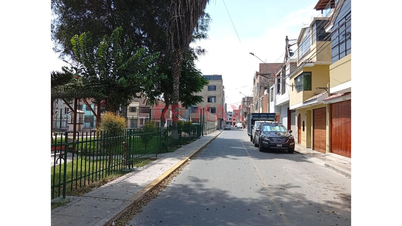 Vendo Dpto De 59M2 Urb Los Portales De Santa Rosa Smp — foto 3