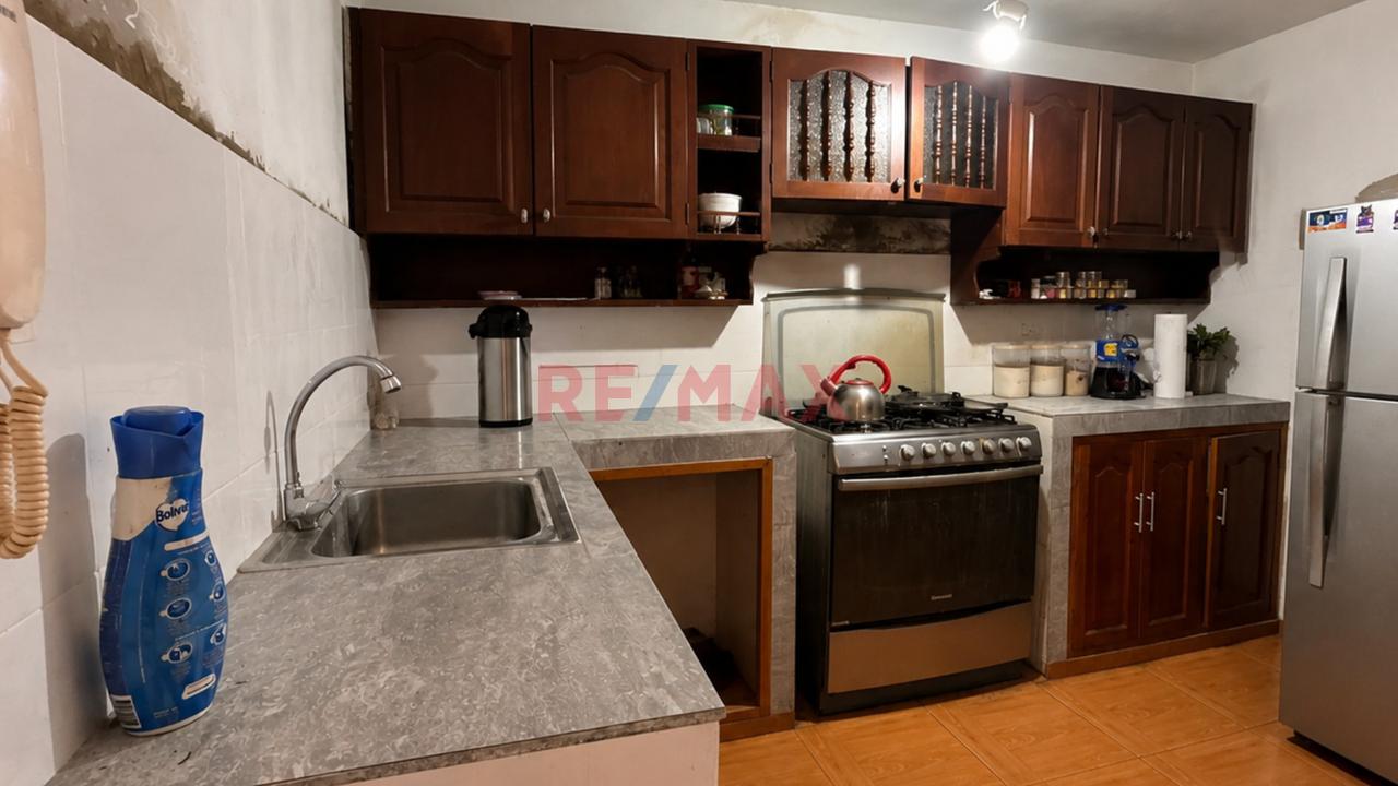 Venta Departamento Primer Piso En  Santa Edelmira - Víctor Larco Herrera - 2