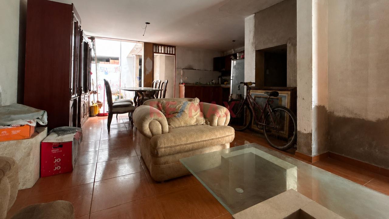 Venta Departamento Primer Piso En  Santa Edelmira - Víctor Larco Herrera - 3