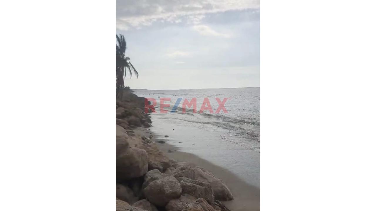 En Venta Casa De Playa En Zorritos Tumbes Ideal Para Vivienda Airbnb Y/O Restaurante - 19