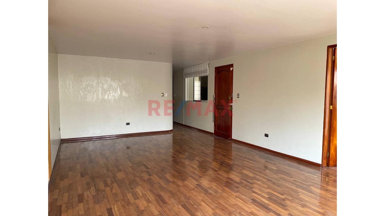 Vendo Acogedor Departamento En Surquillo — foto 2