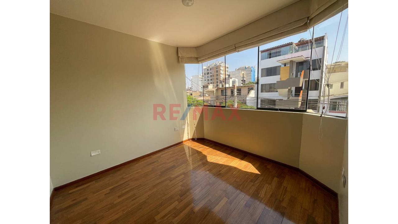 Vendo Acogedor Departamento En Surquillo — foto 3