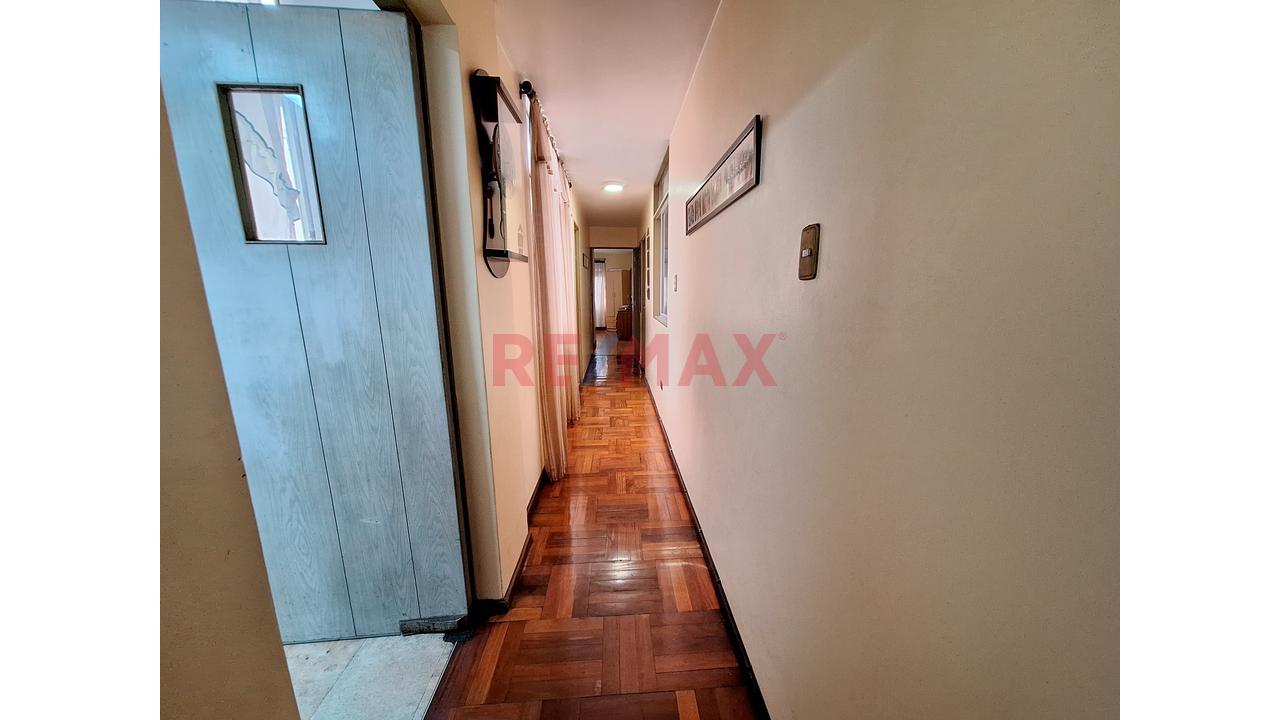 Departamento En Venta Santa Catalina 3 Habitaciones — foto 4
