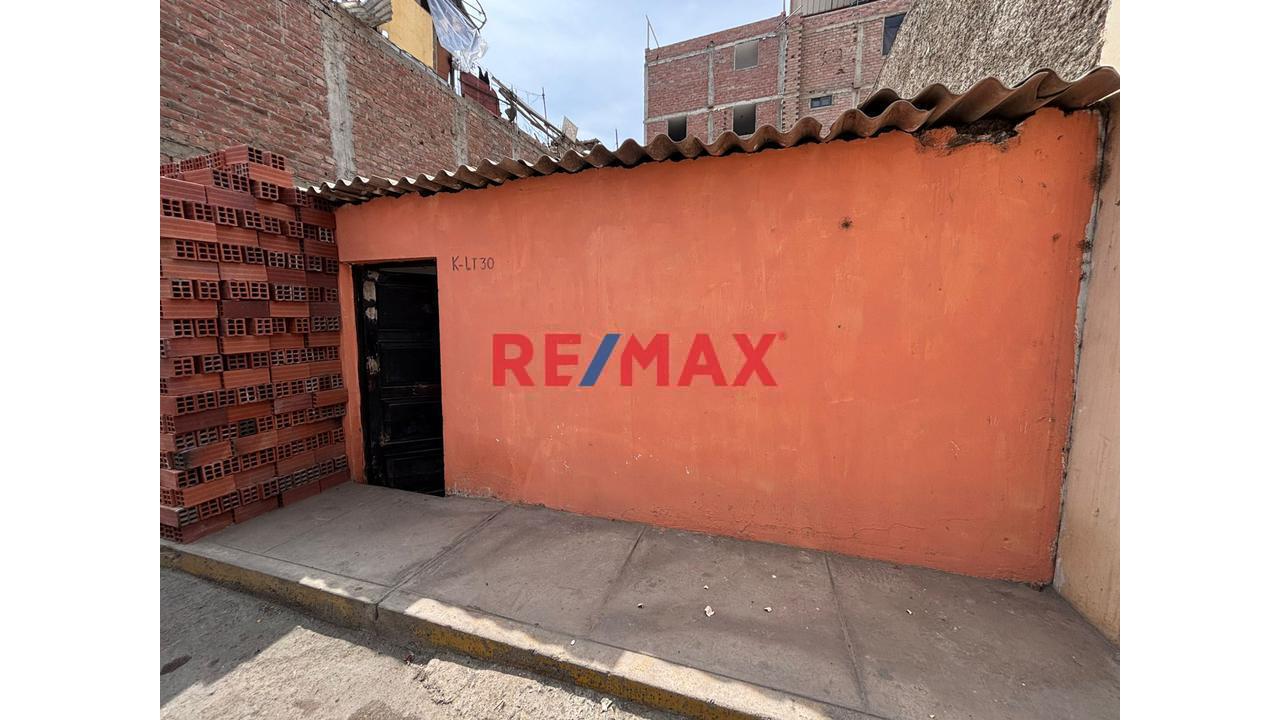 Venta De Terreno En Urb. Los Jazmines - 1