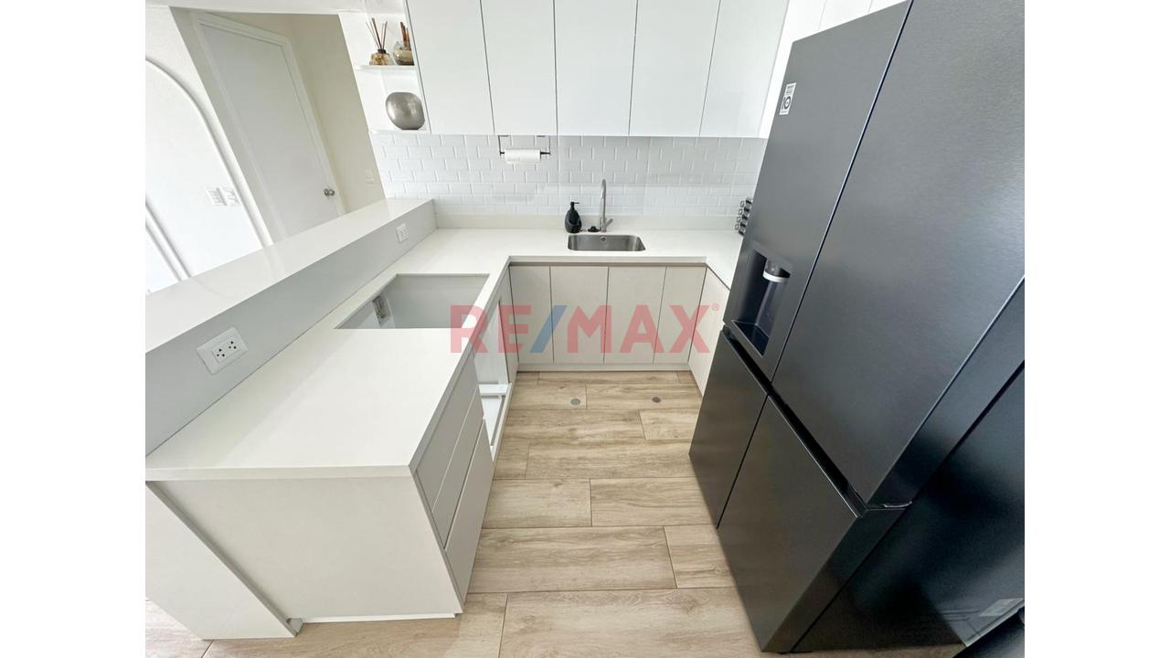 Se Vende Moderno Duplex En Surco — foto 2
