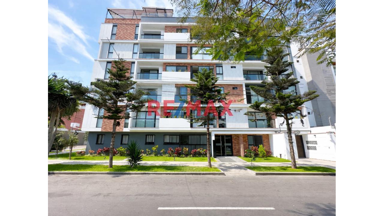 Se Vende Moderno Duplex En Surco