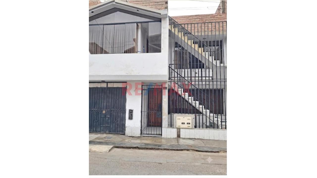 Casa Amplia Con Pisos Independientes