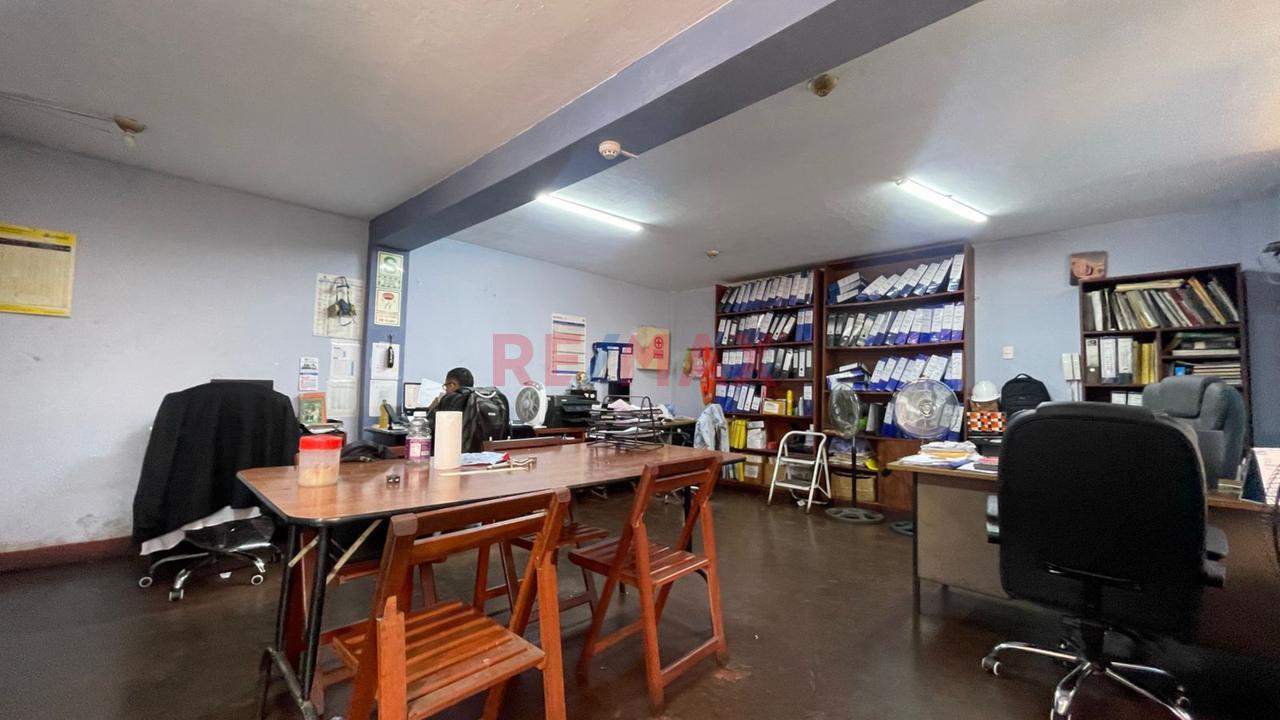 Local En Venta Brena - 11