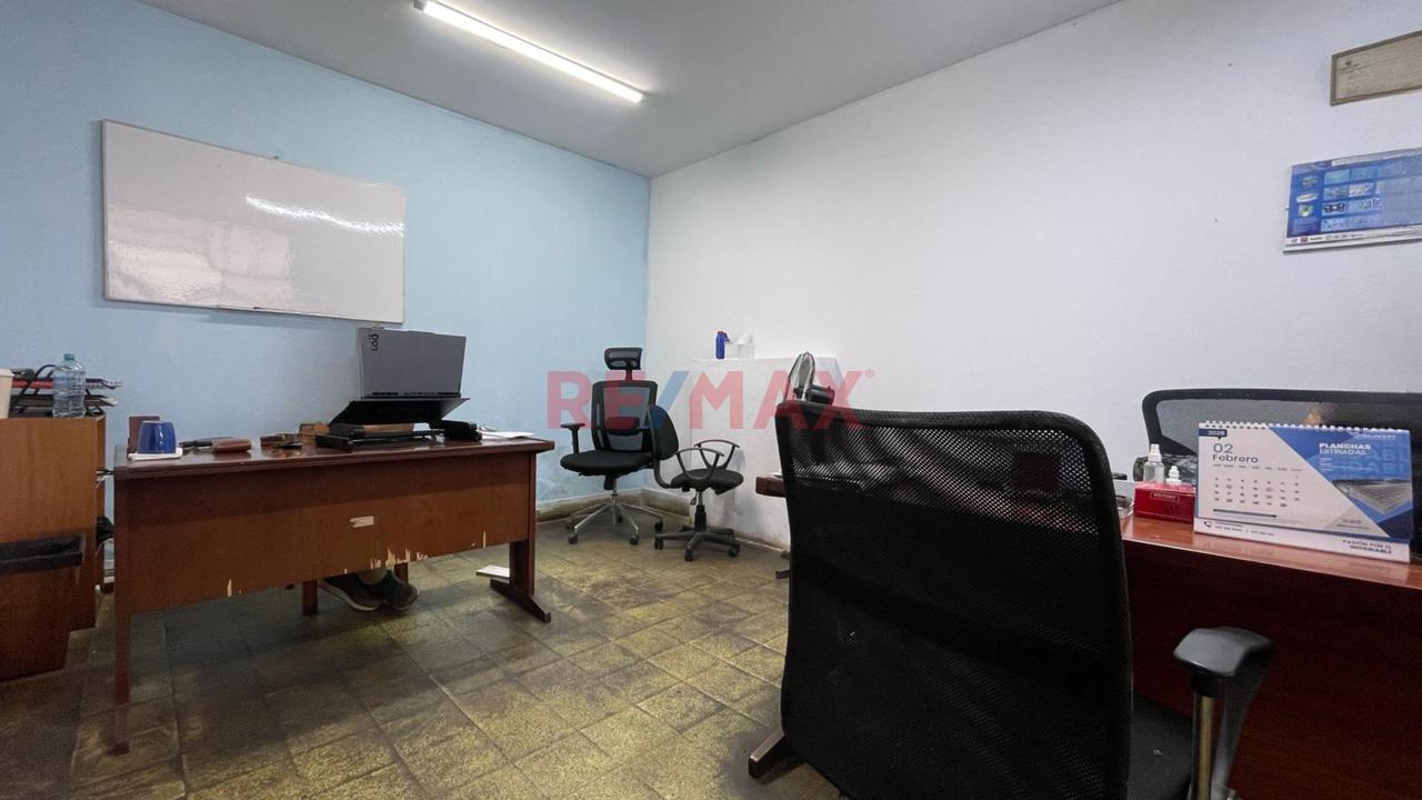 Local En Venta Brena - 13