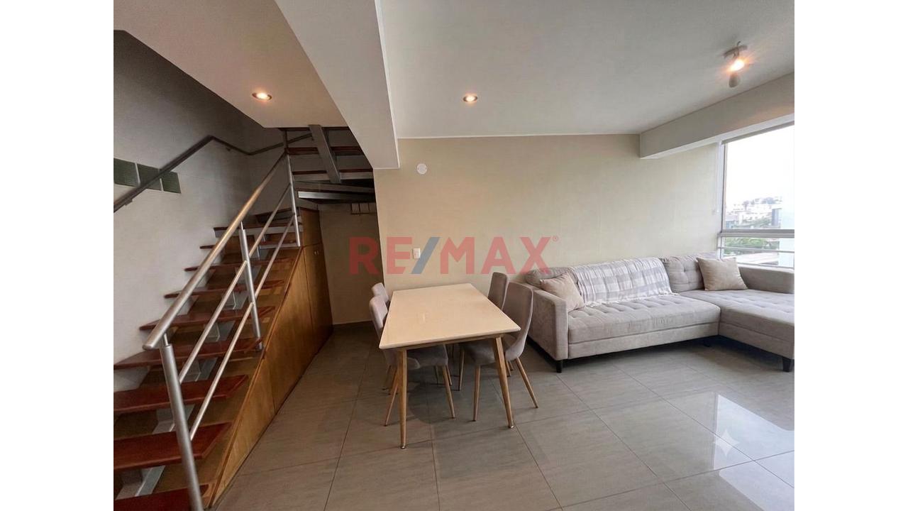 Hermoso Departamento Duplex En La Urbanizacion La Calera De La Merced — foto 4