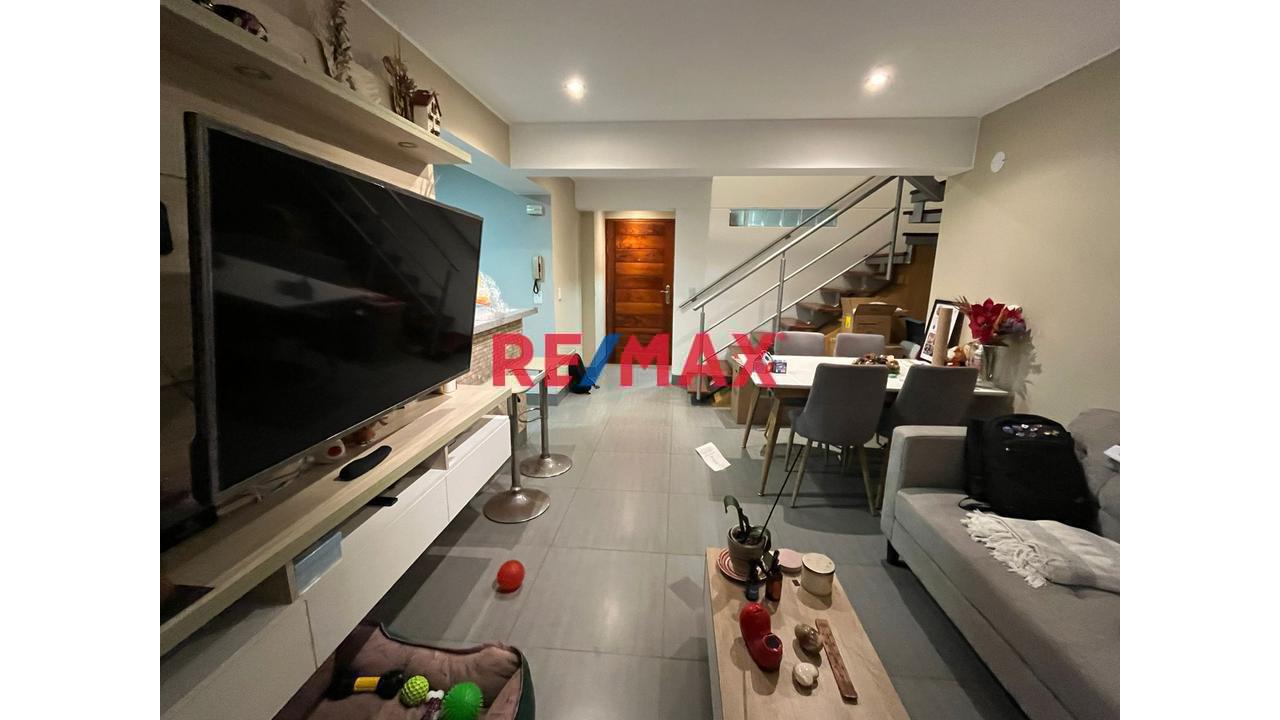 Hermoso Departamento Duplex En La Urbanizacion La Calera De La Merced