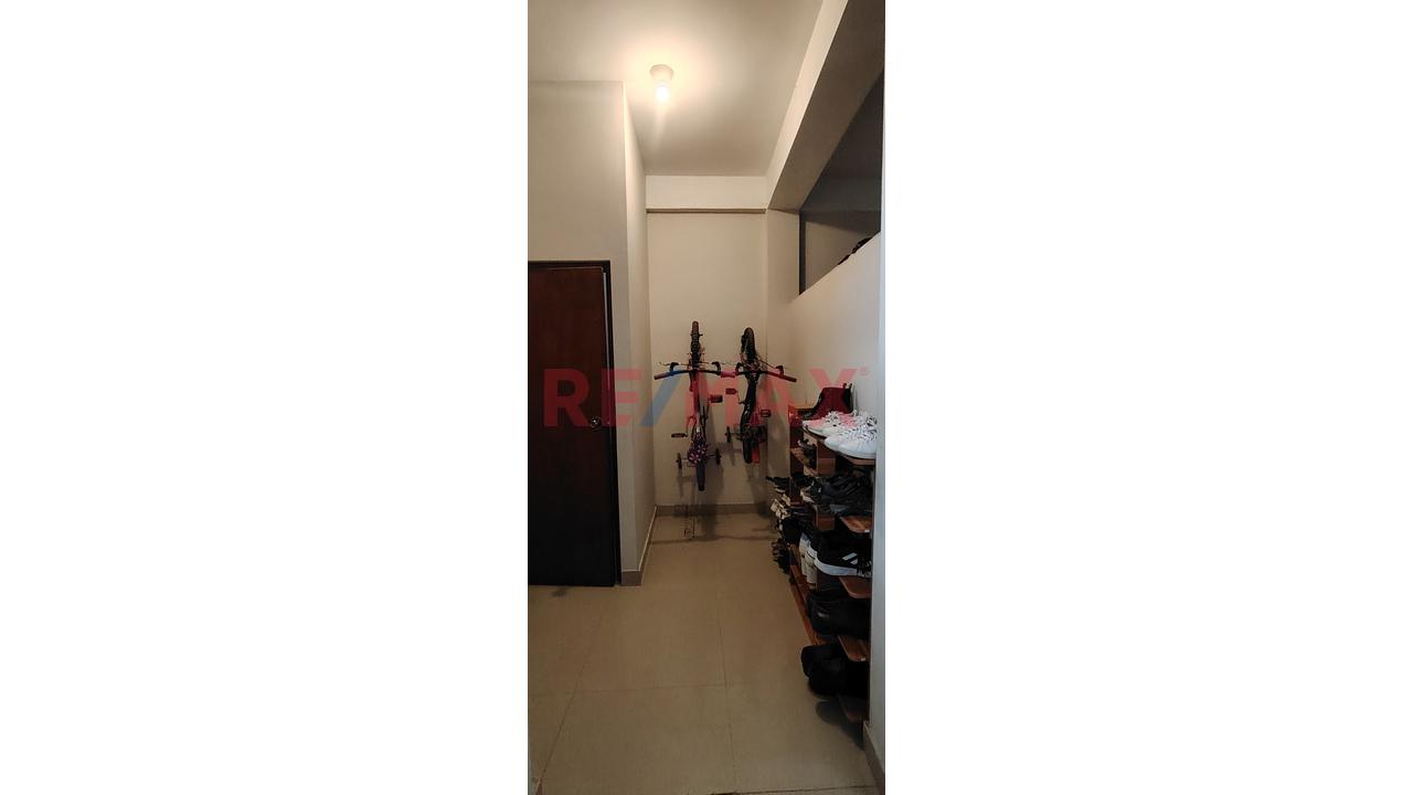 En Venta!! Casa De 3 Pisos En Avenida 2 De Mayo - Moyobamba. - 4