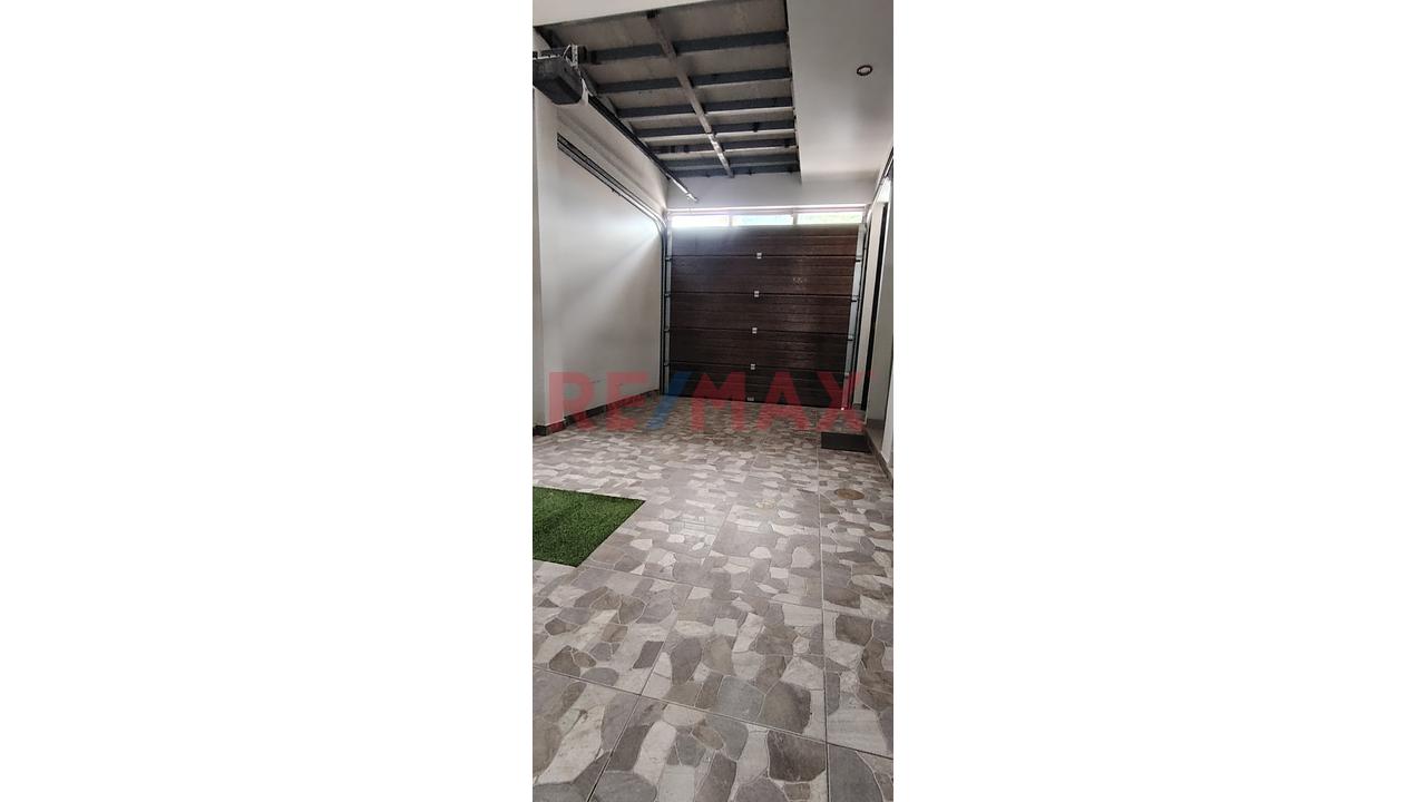 En Venta!! Casa De 3 Pisos En Avenida 2 De Mayo - Moyobamba. - 7
