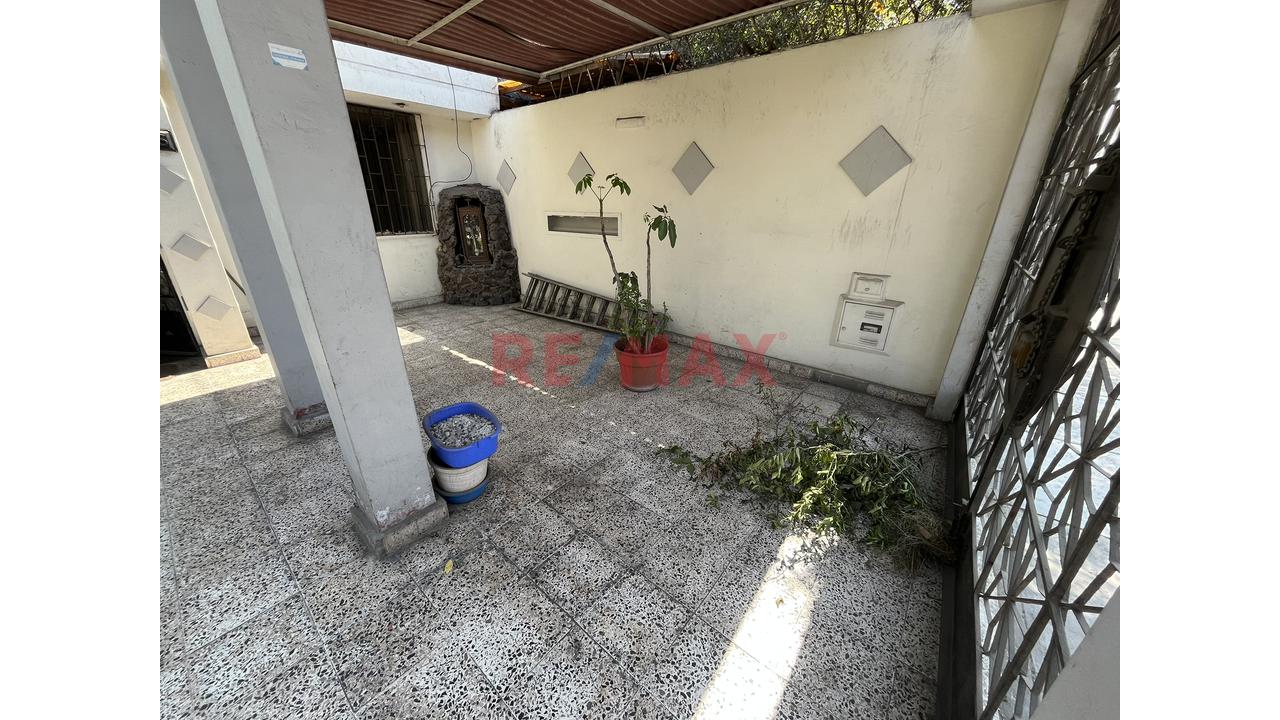 Casa - Potencial Local Comercial - 2