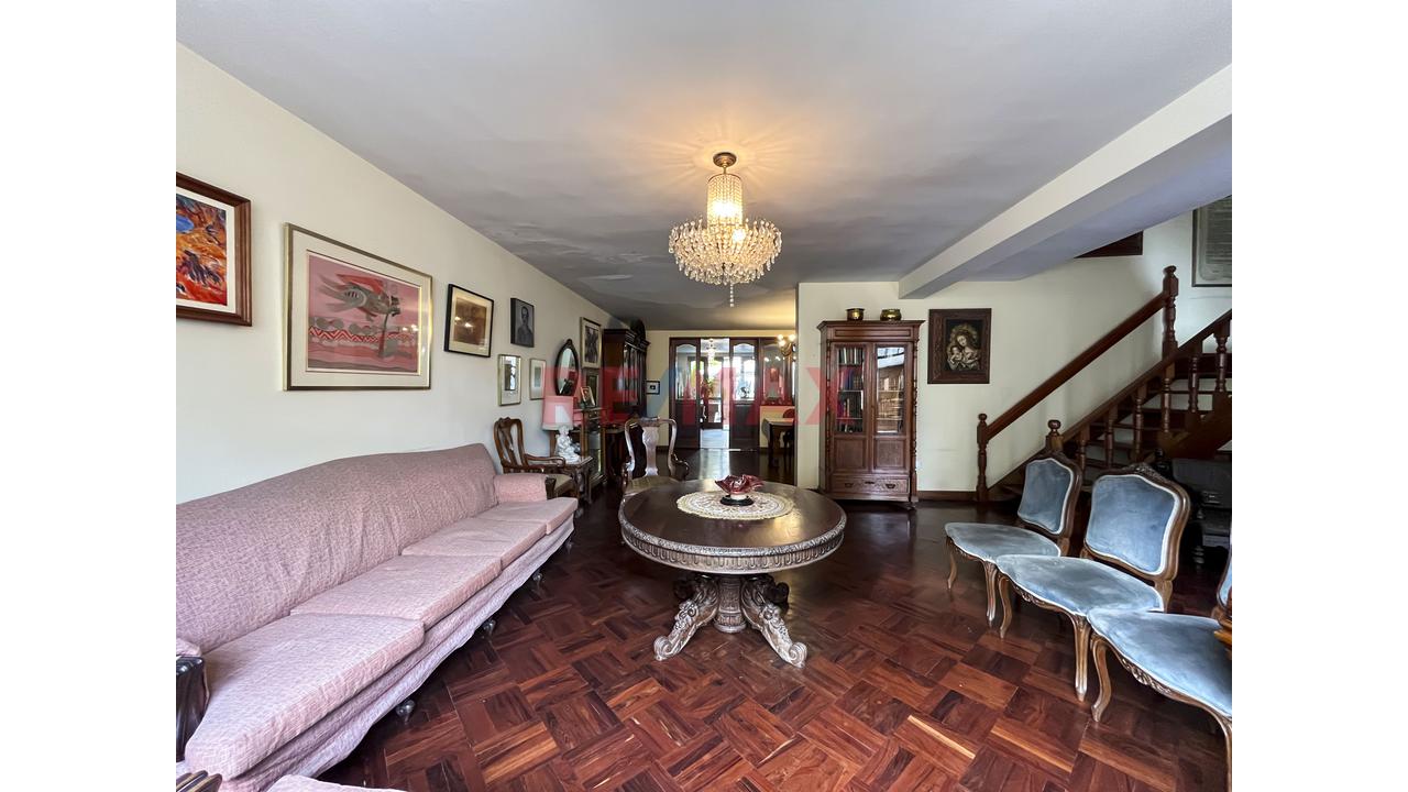 Vendo Amplia Casa En Miraflores - 7