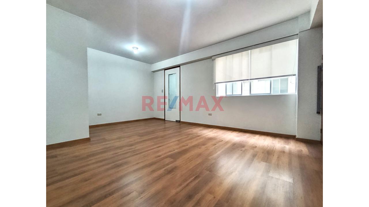 ¡Vive En La Intersección De La Exclusividad Y La Naturaleza! 🏡🌳 — foto 2