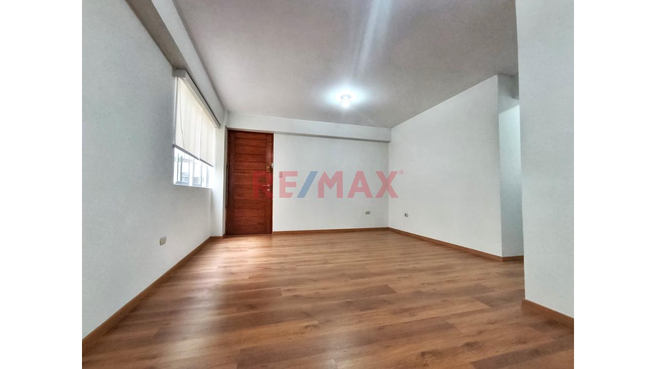 ¡Vive En La Intersección De La Exclusividad Y La Naturaleza! 🏡🌳 — foto 4