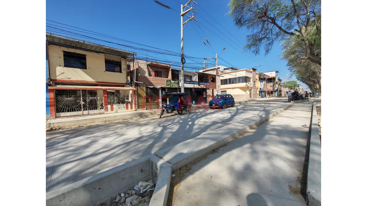 💼 Invierte En Av. Grau: Casa Con Alto Potencial Comercial - 2