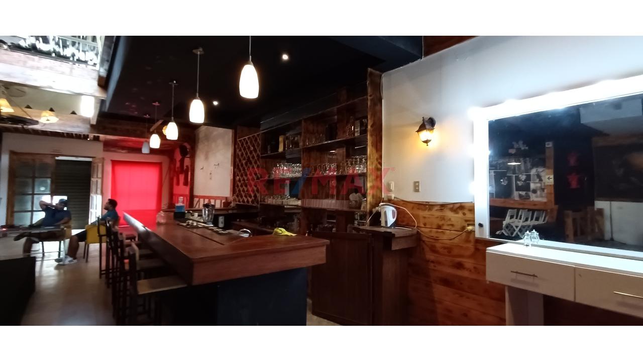 Venta De Local Restaurante - En Terreno De 258Mt2 - Calle Cusco📍 - 5