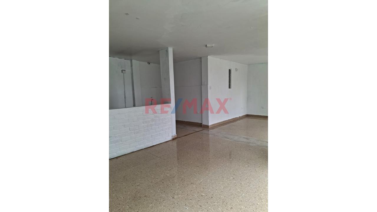 Alquiler De Local Comercial En Mala 🔹 - 5