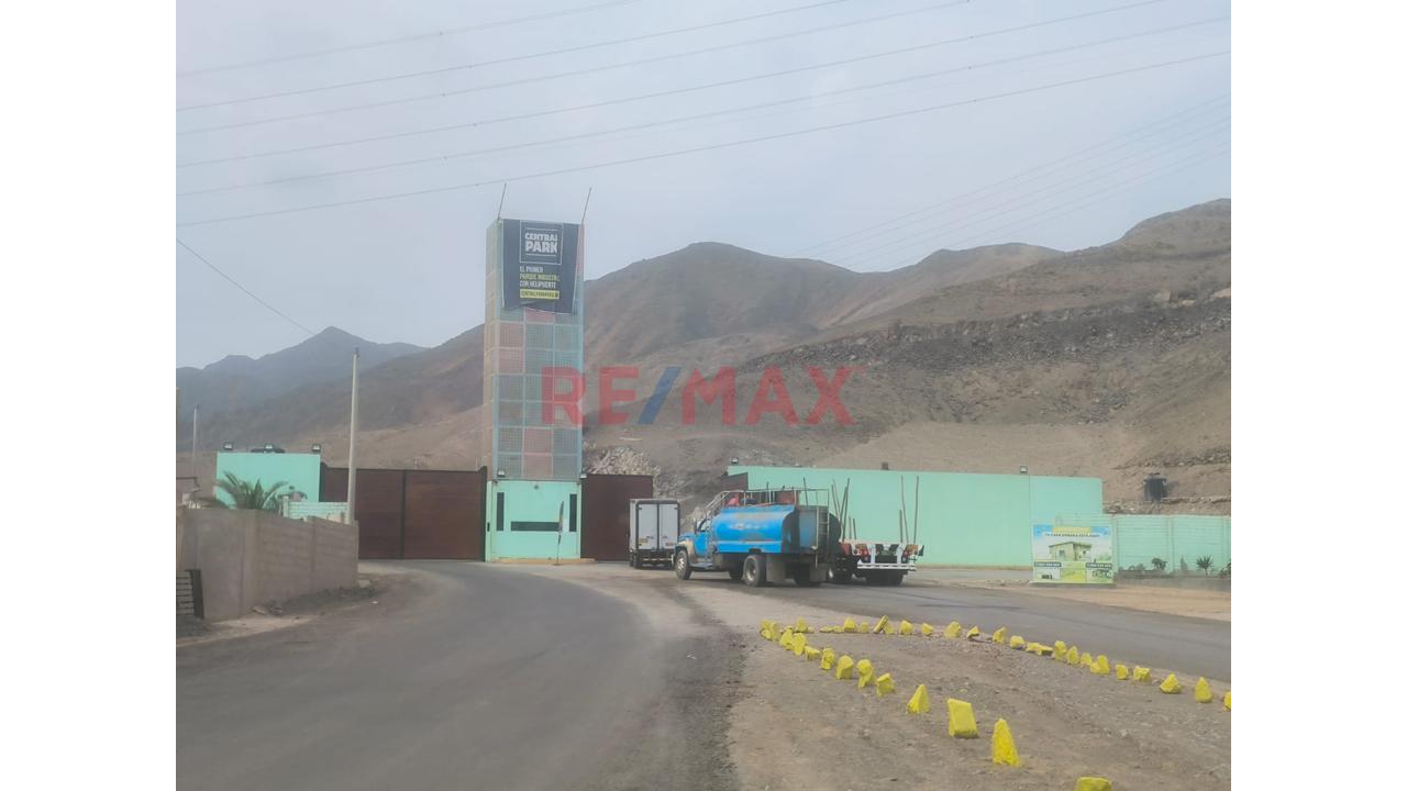 Venta Terreno Industrial 10,201.42 M² En Chilca – Parque Industrial Central Park – Panamericana Sur Km 58 – $1’020,142 ($100/M² Negociable) - 1