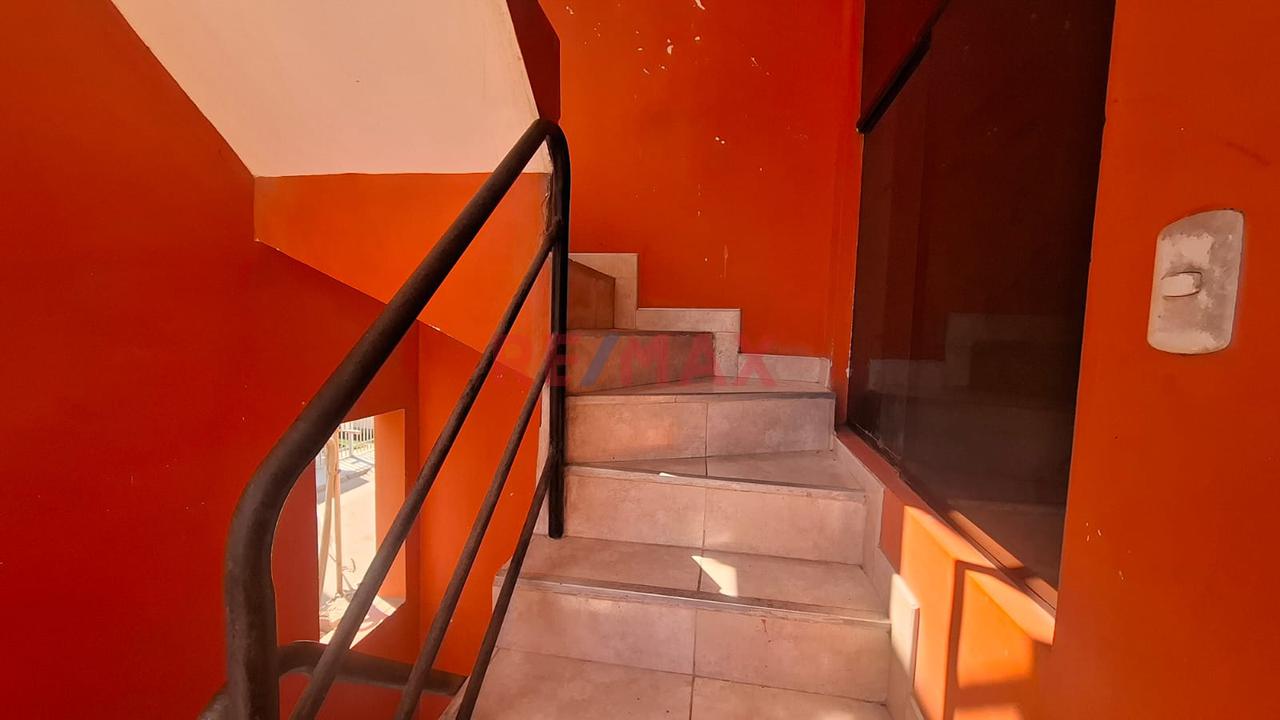 Departamento En Venta, Segundo Piso, En Urb. Las Palmas  Ii Etapa - Chiclayo — foto 2