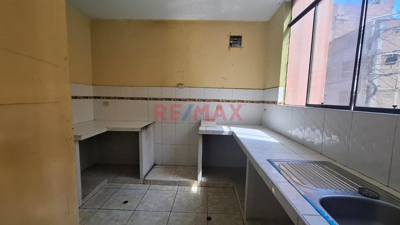 Departamento En Venta En Tercer Piso En Urbanización Las Palmas Ii Etapa - Chiclayo — foto 8