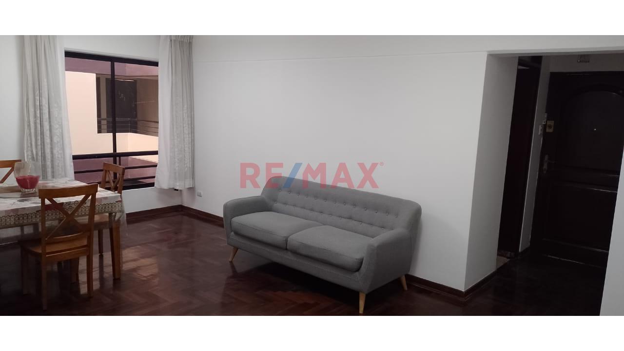 Excelente Departamento En Santa Beatriz – 6° Piso, 2 Ascensores, Ubicación Clave — foto 5