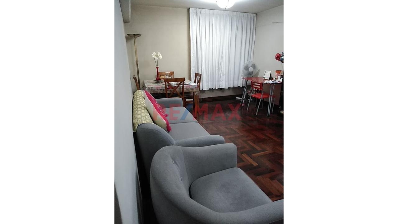 Excelente Departamento En Santa Beatriz – 6° Piso, 2 Ascensores, Ubicación Clave — foto 4