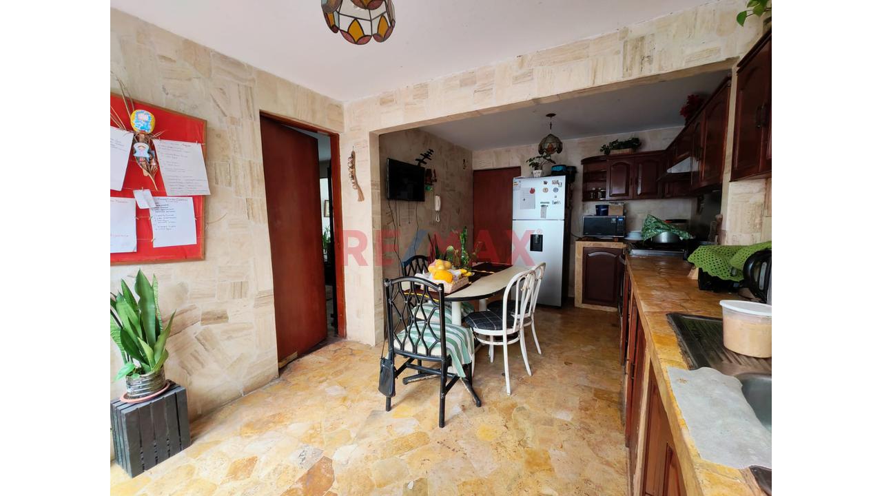 Venta Casa + Duplex — foto 11