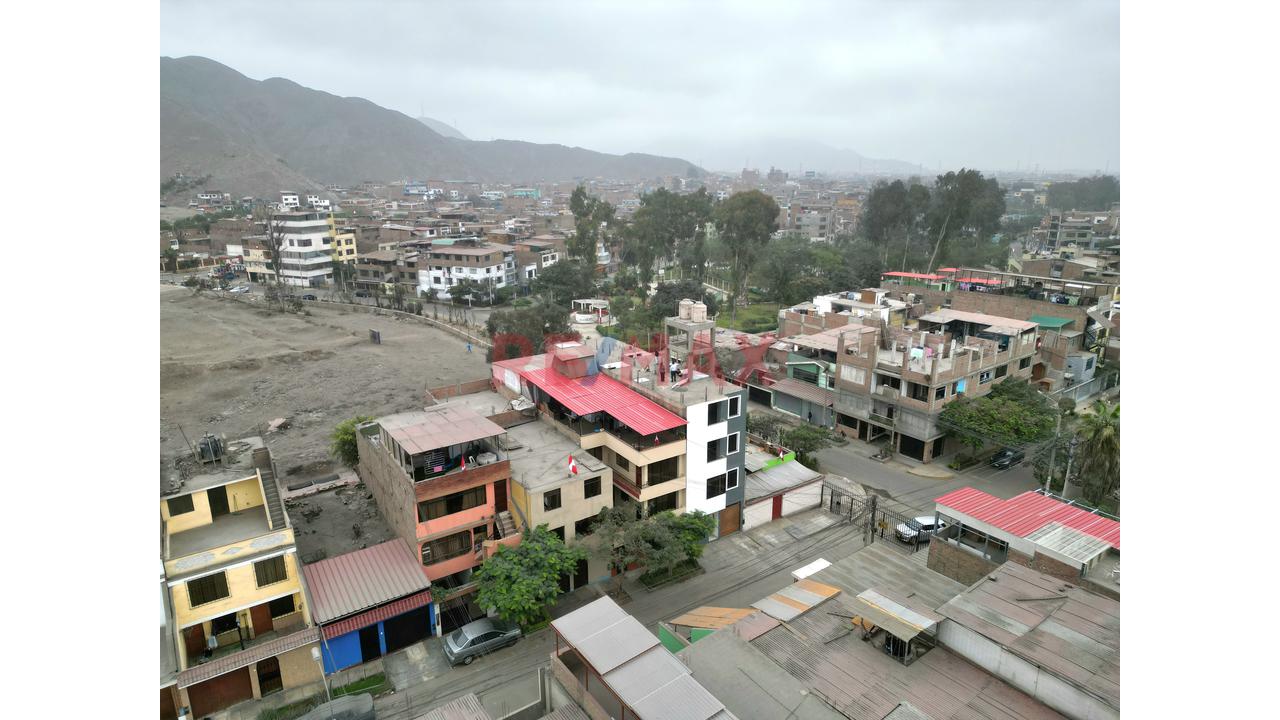 Departamento de 4 dormitorios en San Juan de Lurigancho, 92 m²