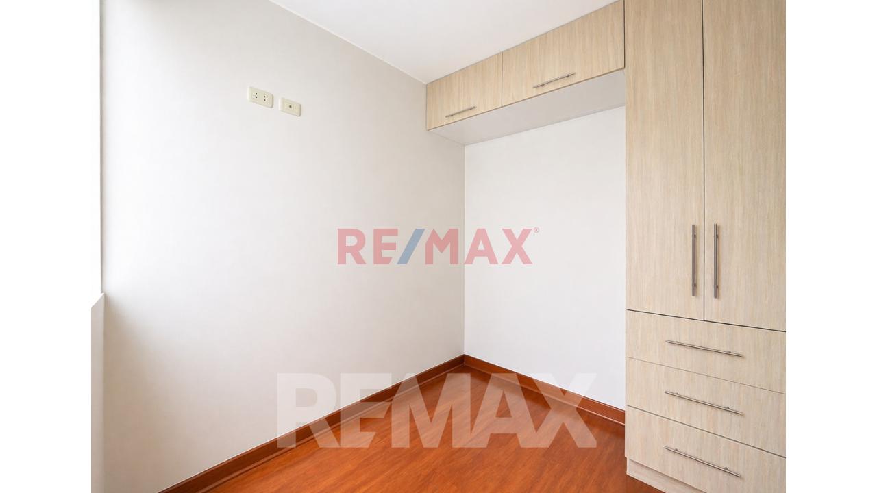 Venta De Exclusivo Departamento Cerca De Aurora, Urb. Barrio Medico, Surquillo — foto 12