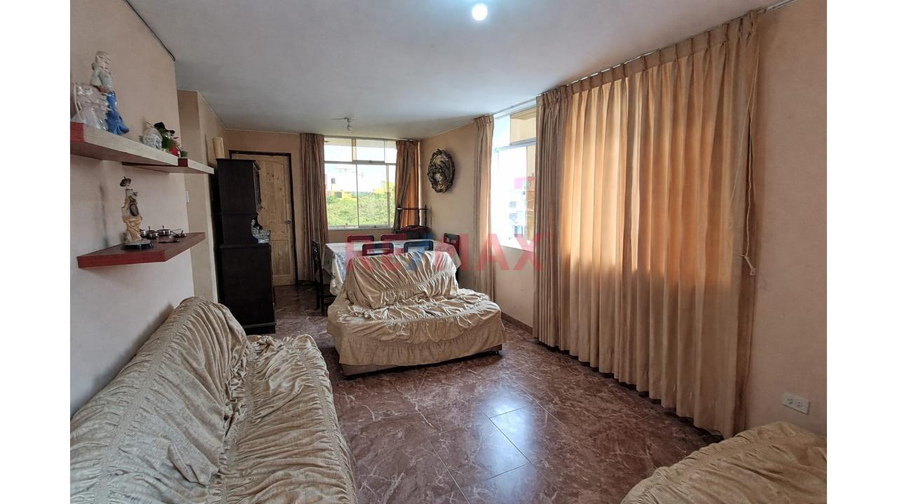 Venta De Departamento En 4To. Piso Urb. Monserrate - 6
